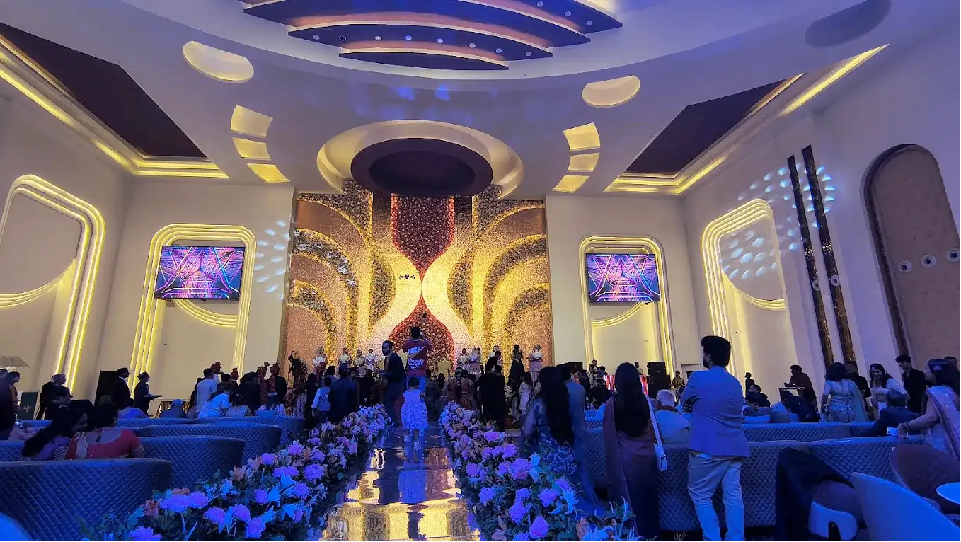 Hall — gallery